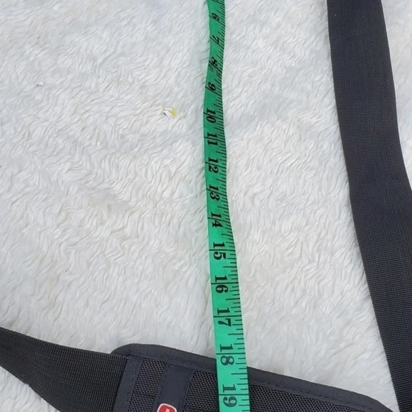 Swiss Gear laptop bag - Picture 11 of 16